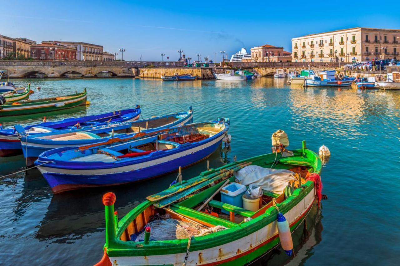 Frida Apartments By Dimore In Sicily シラクーサ エクステリア 写真